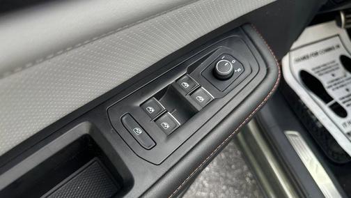 2024 Volkswagen Atlas 2.0T Peak Edition SE w/Technology