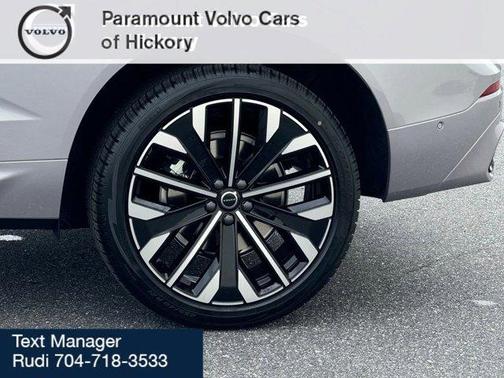 2026 Volvo XC60 B5 Ultra