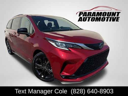 2021 Toyota Sienna XSE 7 Passenger