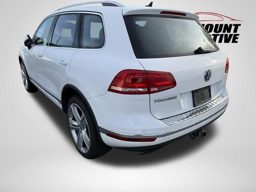 2016 Volkswagen Touareg VR6 Executive