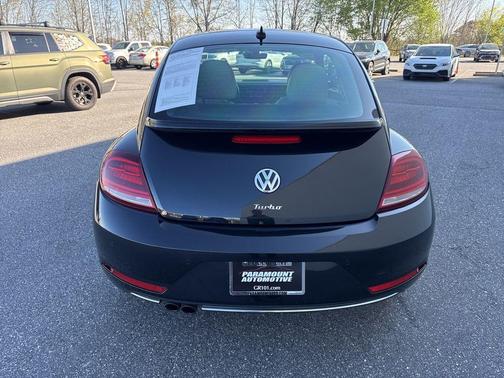 2018 Volkswagen Beetle 2.0T SE