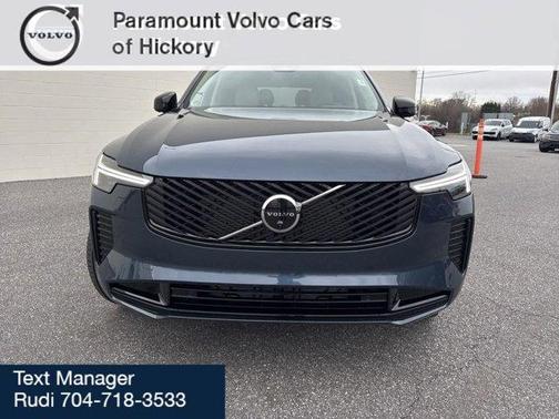 2026 Volvo XC90 B6 Ultra Dark Theme 6-Seater