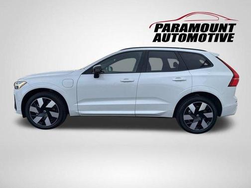 2024 Volvo XC60 Recharge Plug-In Hybrid T8 Plus Dark Theme