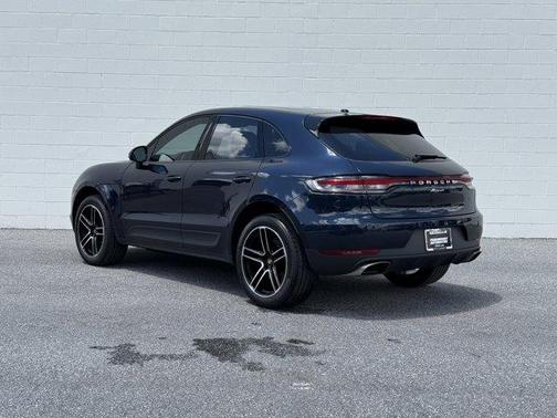 2021 Porsche Macan Base