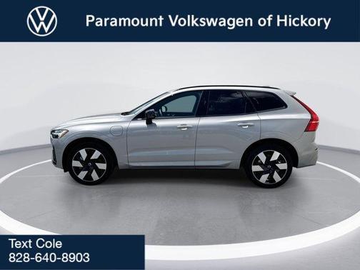 2024 Volvo XC60 Recharge Plug-In Hybrid T8 Plus Dark Theme