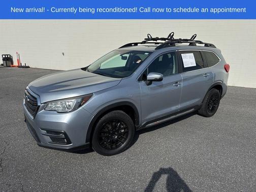 Ice Silver Metallic 2019 Subaru Ascent Limited 7-Passenger