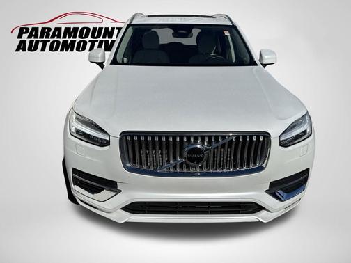 Crystal White 2024 Volvo XC90 Recharge Plug-In Hybrid T8 Plus Bright Theme 7 Passenger