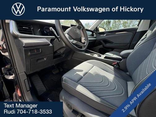 2025 Volkswagen Tiguan 2.0T SE