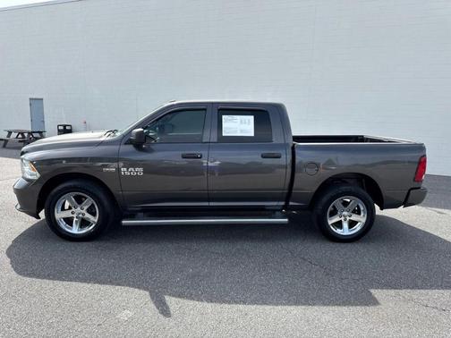 Crystal Metallic 2017 RAM 1500 Express