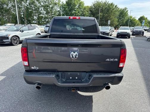 Crystal Metallic 2017 RAM 1500 Express