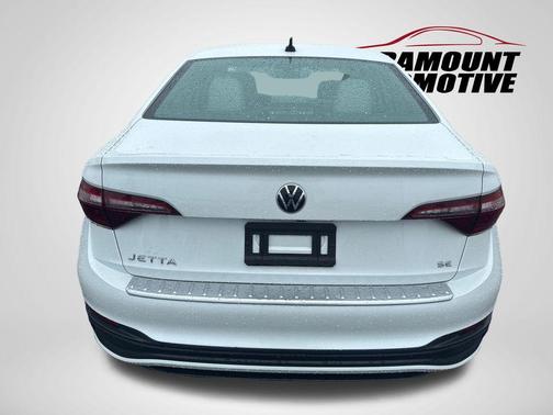 Opal White Pearl Effect 2023 Volkswagen Jetta 1.5T SE