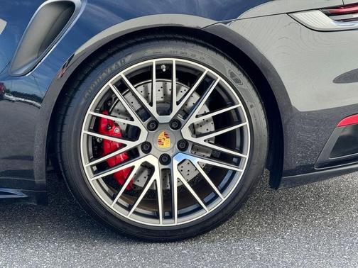2022 Porsche 911 Turbo