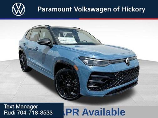 2025 Volkswagen Tiguan 2.0T SE R-Line Black