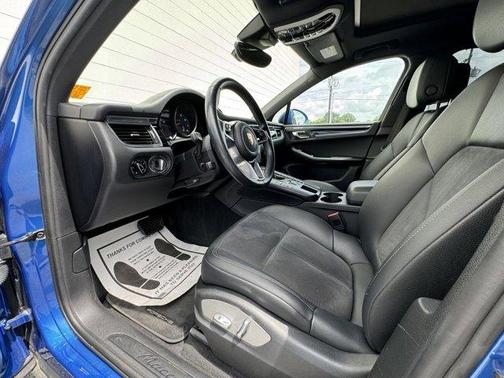 2017 Porsche Macan Base
