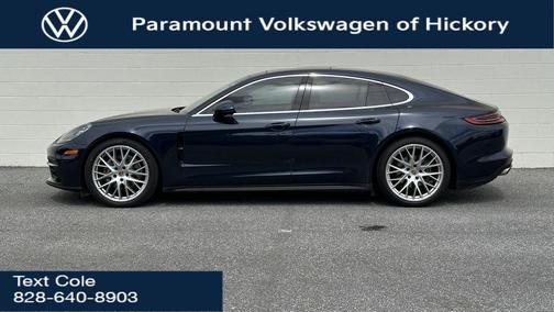 2018 Porsche Panamera Base