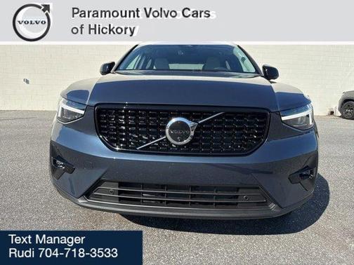 2026 Volvo XC40 B4 Plus