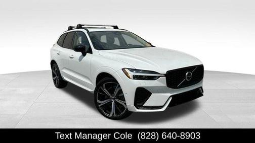 2025 Volvo XC60 B5 Ultra