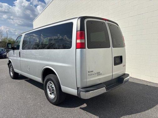 2011 GMC Savana 2500 LT
