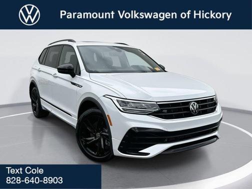 2023 Volkswagen Tiguan 2.0T SE R-Line Black