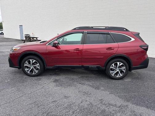 Crimson Red Pearl 2022 Subaru Outback Limited
