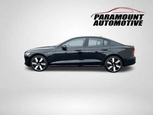 2024 Volvo S60 Recharge Plug-In Hybrid T8 Plus Dark Theme