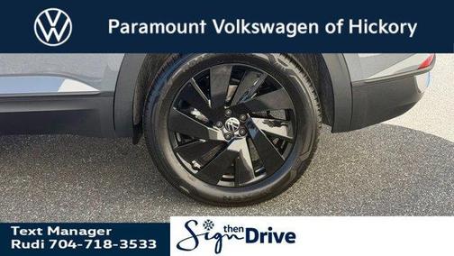 2026 Volkswagen Atlas Cross Sport 2.0T SE w/Technology