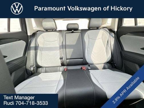 2025 Volkswagen Tiguan 2.0T SE