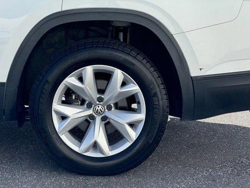 2018 Volkswagen Atlas 3.6L SE w/Technology
