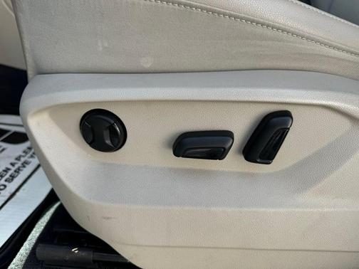 2018 Volkswagen Atlas 3.6L SE w/Technology