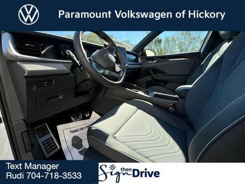 2026 Volkswagen Tiguan 2.0T SE R-Line Black