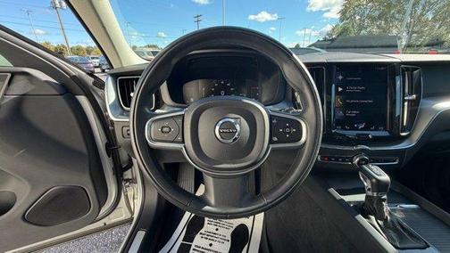 2018 Volvo XC60 T5 Momentum