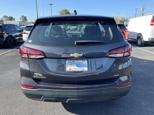 2022 Chevrolet Equinox LS