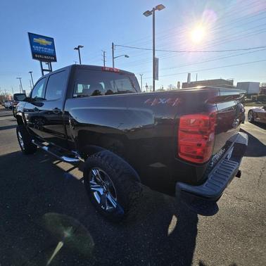 2018 Chevrolet Silverado 1500 Custom