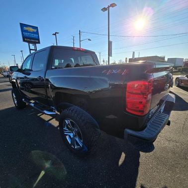 2018 Chevrolet Silverado 1500 Custom
