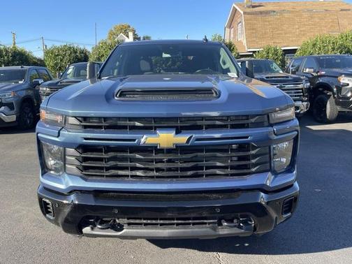 2026 Chevrolet Silverado 2500 Custom