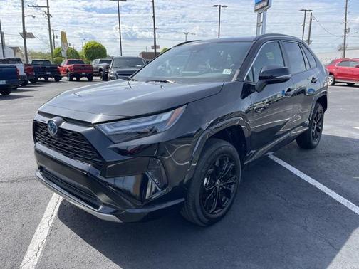 2022 Toyota RAV4 Hybrid SE