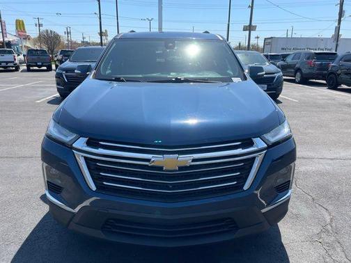 Northsky Blue Metallic 2023 Chevrolet Traverse LT Cloth