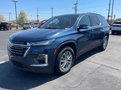 Northsky Blue Metallic 2023 Chevrolet Traverse LT Cloth
