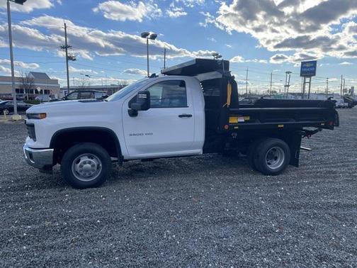 2025 Chevrolet Silverado 3500 WT