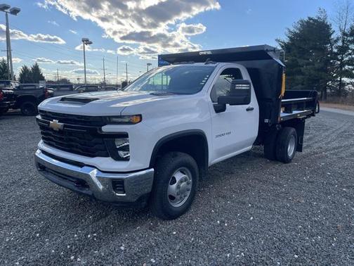 2025 Chevrolet Silverado 3500 WT