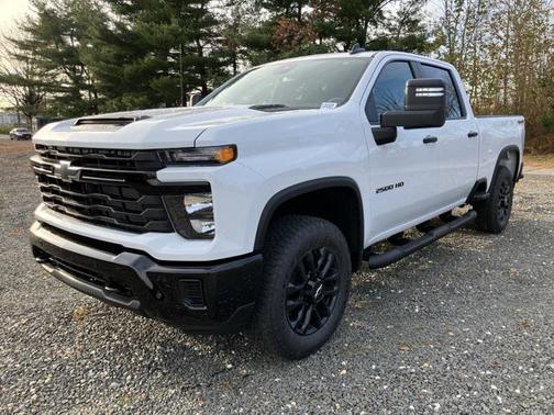 2026 Chevrolet Silverado 2500 Custom
