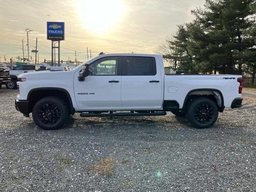 2026 Chevrolet Silverado 2500 Custom