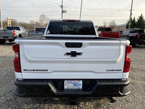2026 Chevrolet Silverado 2500 Custom