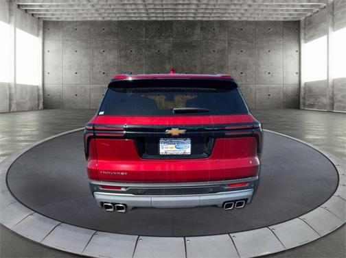 2025 Chevrolet Traverse LT