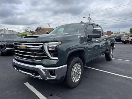 2025 Chevrolet Silverado 3500 LTZ