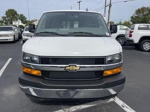 2025 Chevrolet Express 2500 RWD 2500 Regular Wheelbase WT