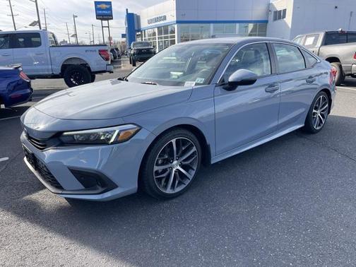 2022 Honda Civic Touring