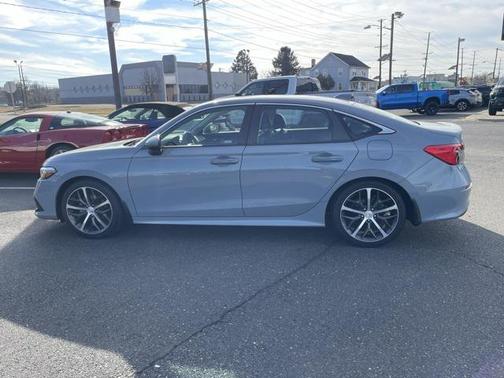 2022 Honda Civic Touring