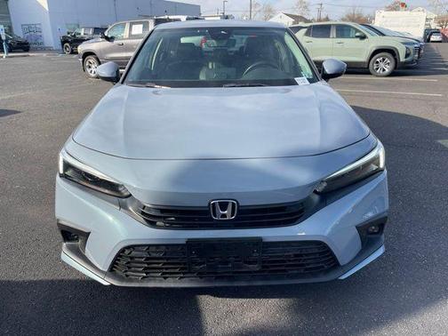 2022 Honda Civic Touring