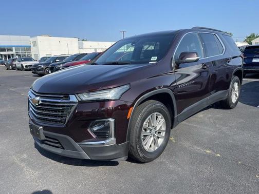 2023 Chevrolet Traverse LT Leather